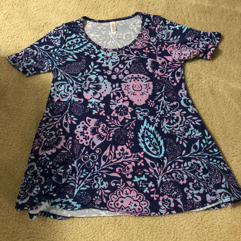 Lularoe Tops-